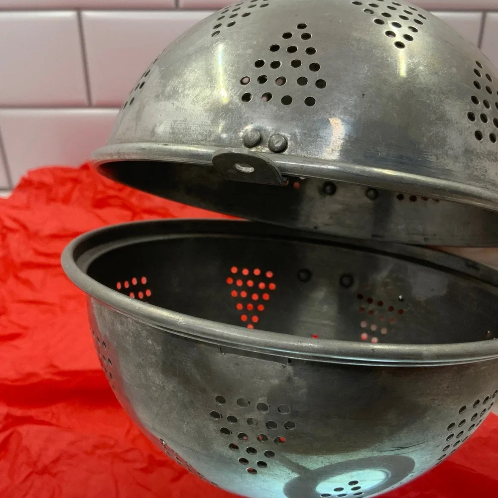 Vintage Damar Products Mrs Damar Rice Ball Infuser Aluminum 5 Inch Diameter